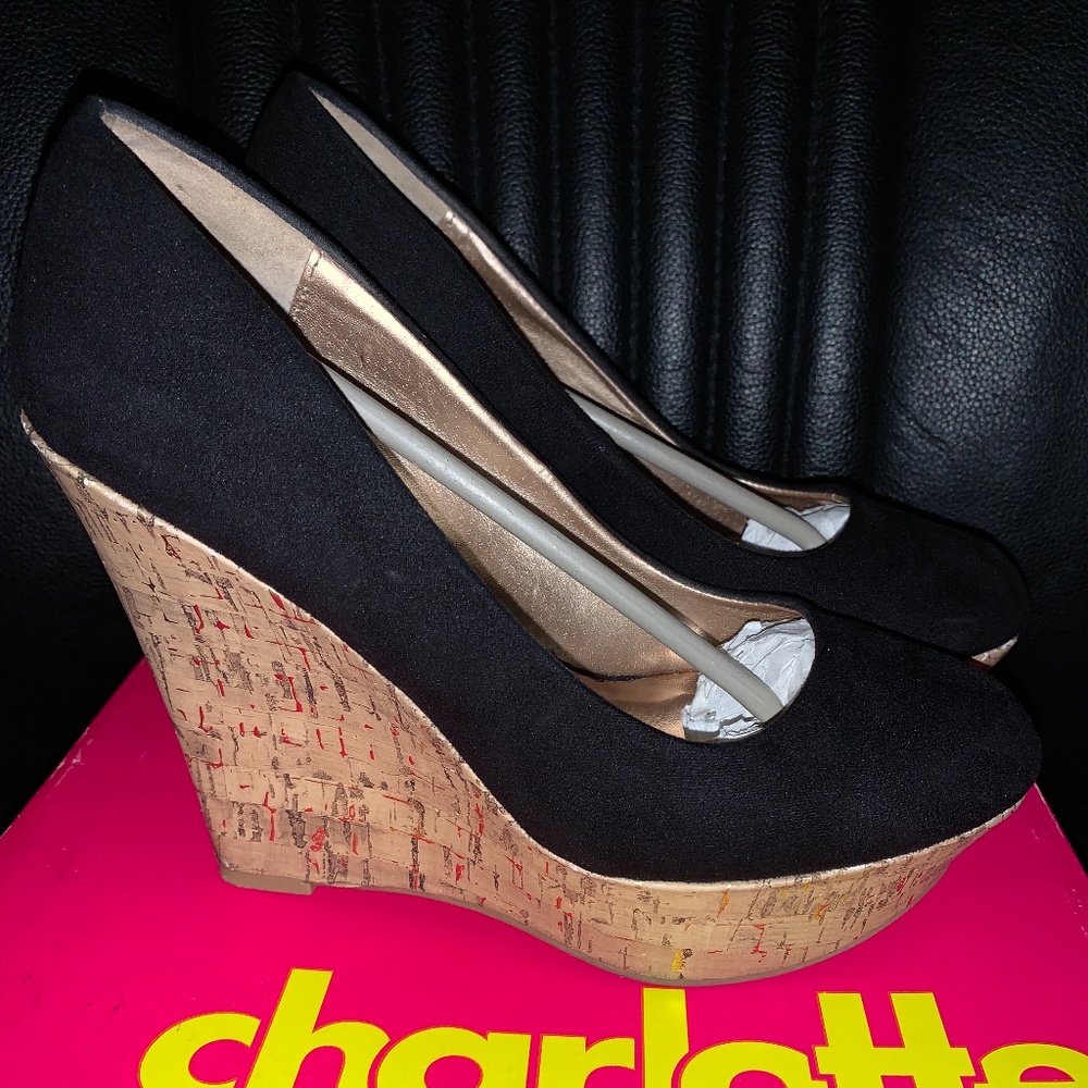 Women Black Wedge